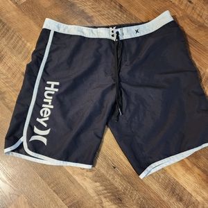 Women's Hurley boardshorts Size 11 swimshorts